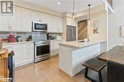 22 EMERSON Mews Collingwood