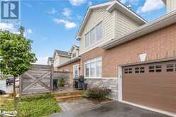 22 EMERSON Mews Collingwood