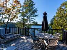 27 PLAYFAIR ISLAND Seguin