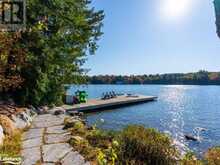 27 PLAYFAIR ISLAND Seguin