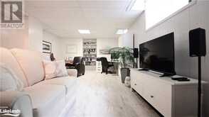 28 MARINE VIEW Drive Collingwood