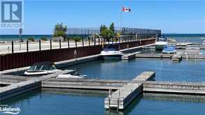 28 MARINE VIEW Drive Collingwood