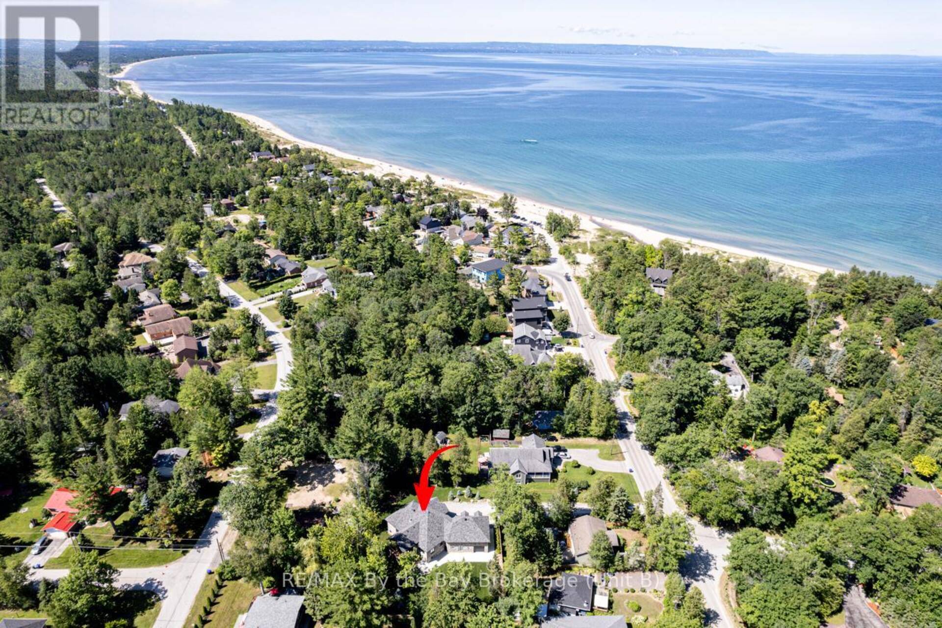 833 EASTDALE DRIVE Wasaga Beach