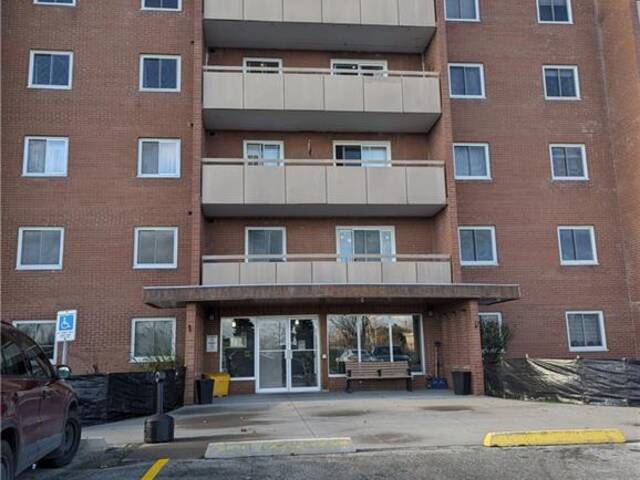 460 ONTARIO Street Unit# 403 Collingwood Ontario