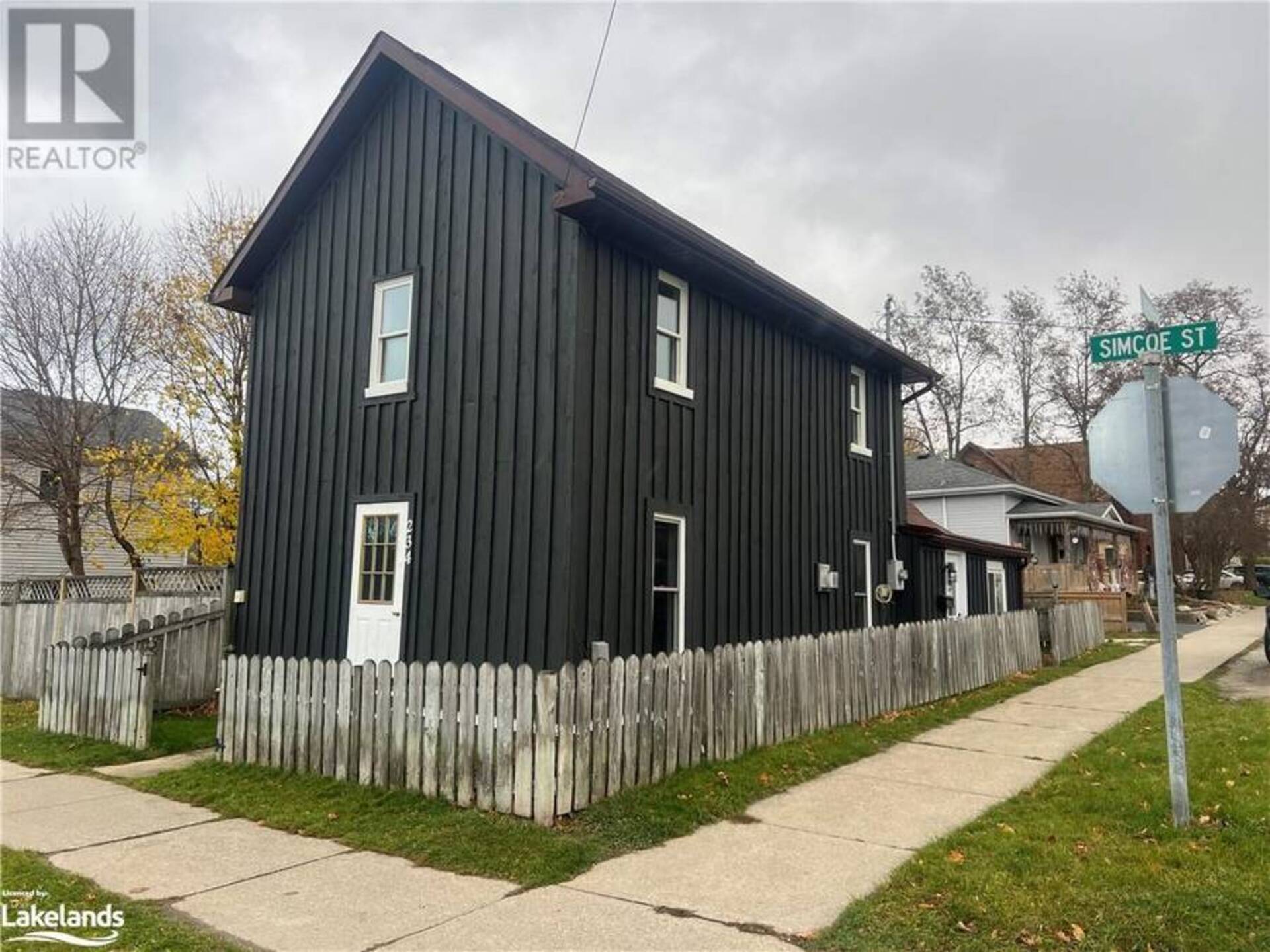 234 SIMCOE Street Collingwood