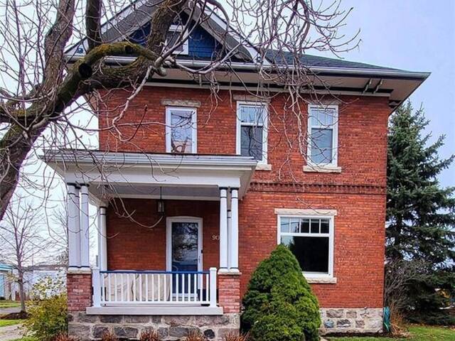 90 COLLINGWOOD Street Meaford