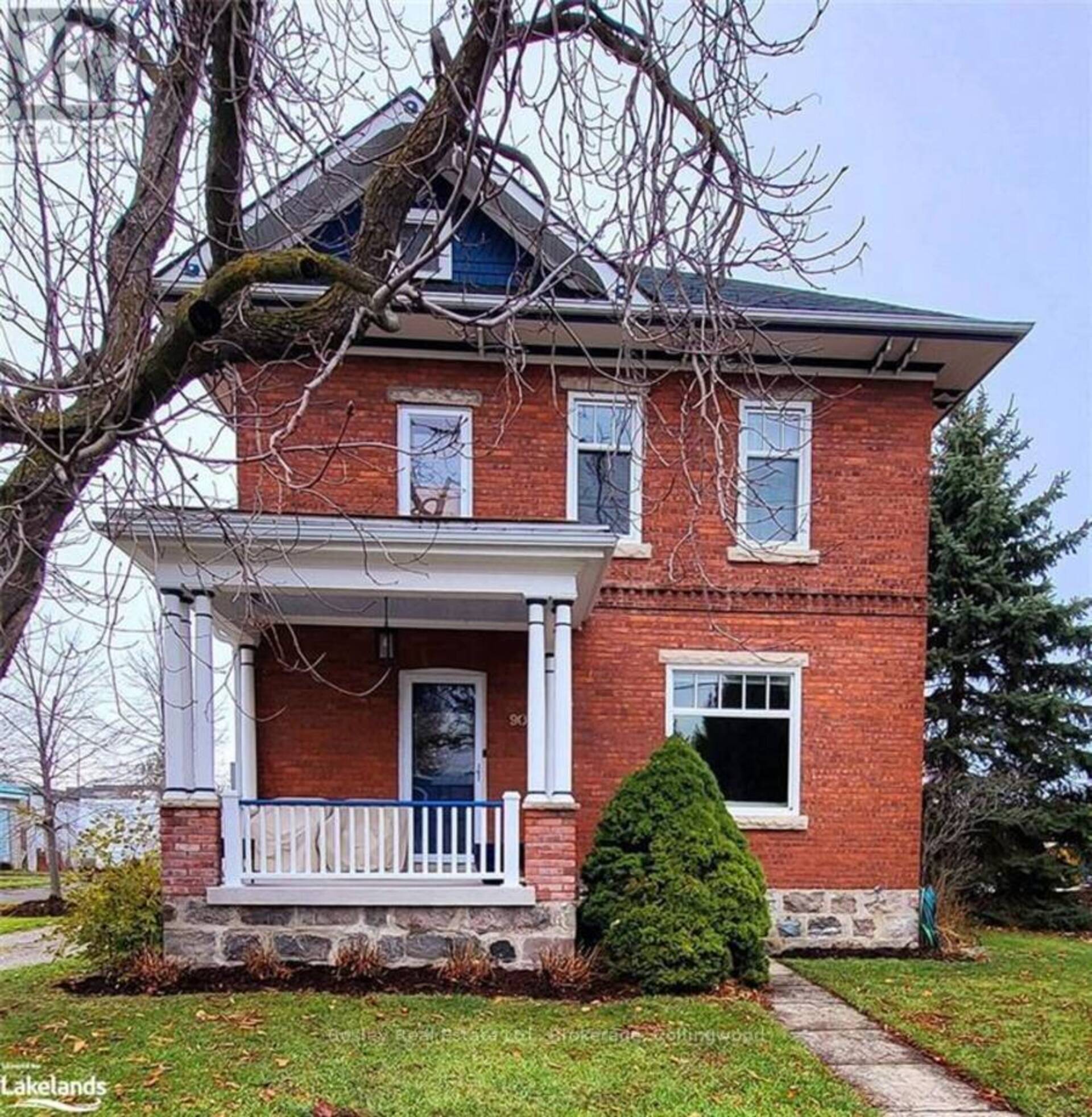 90 COLLINGWOOD STREET Meaford