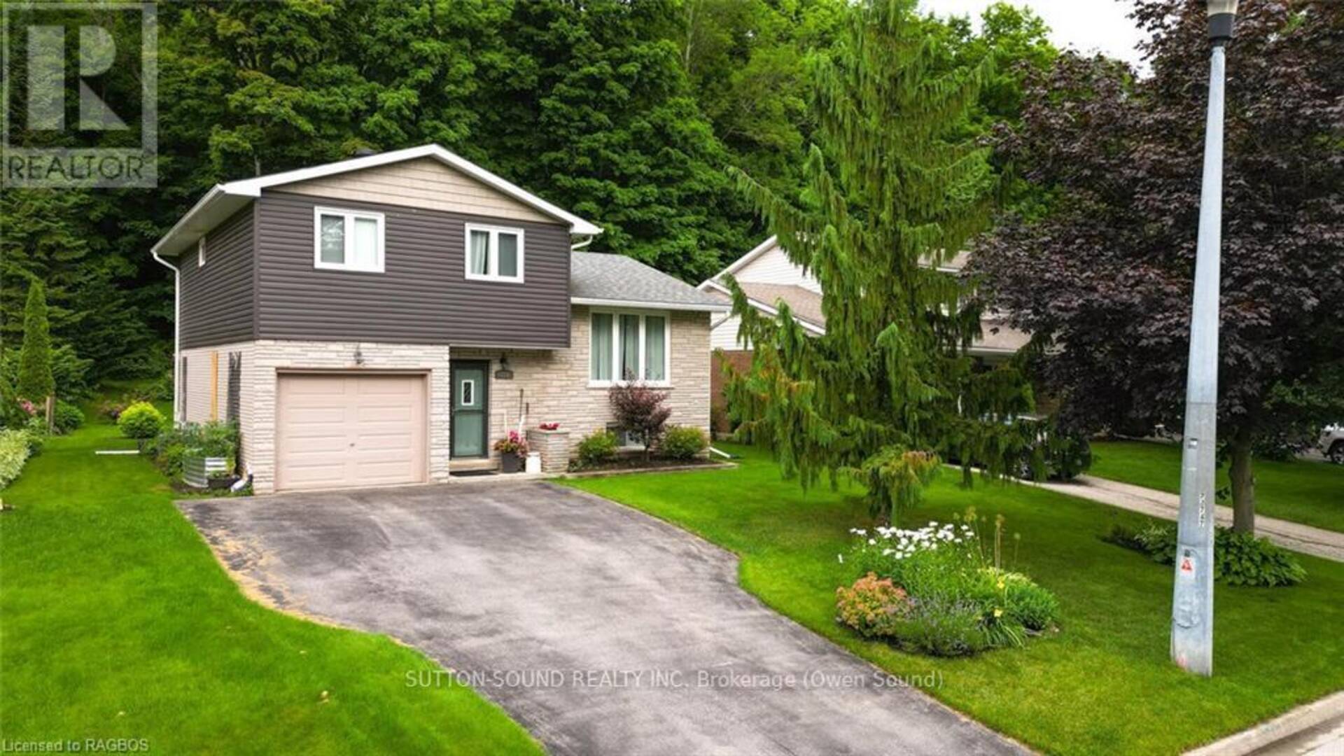 136 6TH AVENUE W Owen Sound