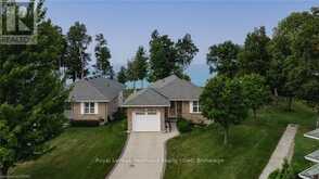 301 BETHUNE CRESCENT Goderich