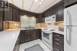 3 LAKESHORE ROAD Midland