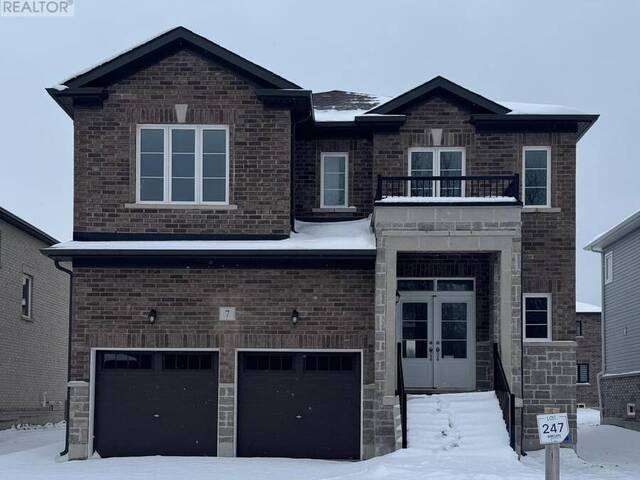 7 AMBER DRIVE Wasaga Beach Ontario