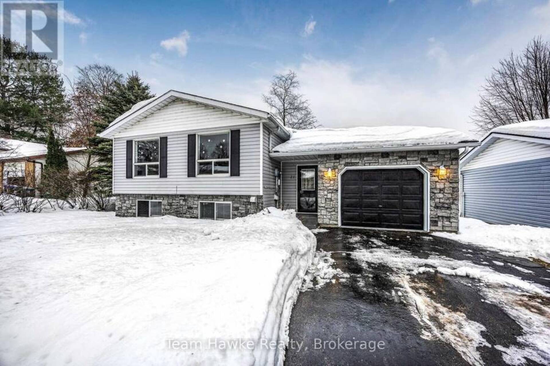 21 BRIDLE ROAD Penetanguishene