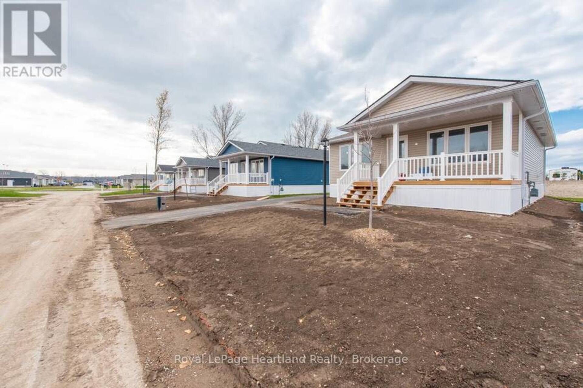 17 BLUFFSVIEW BOULEVARD Ashfield-Colborne-Wawanosh