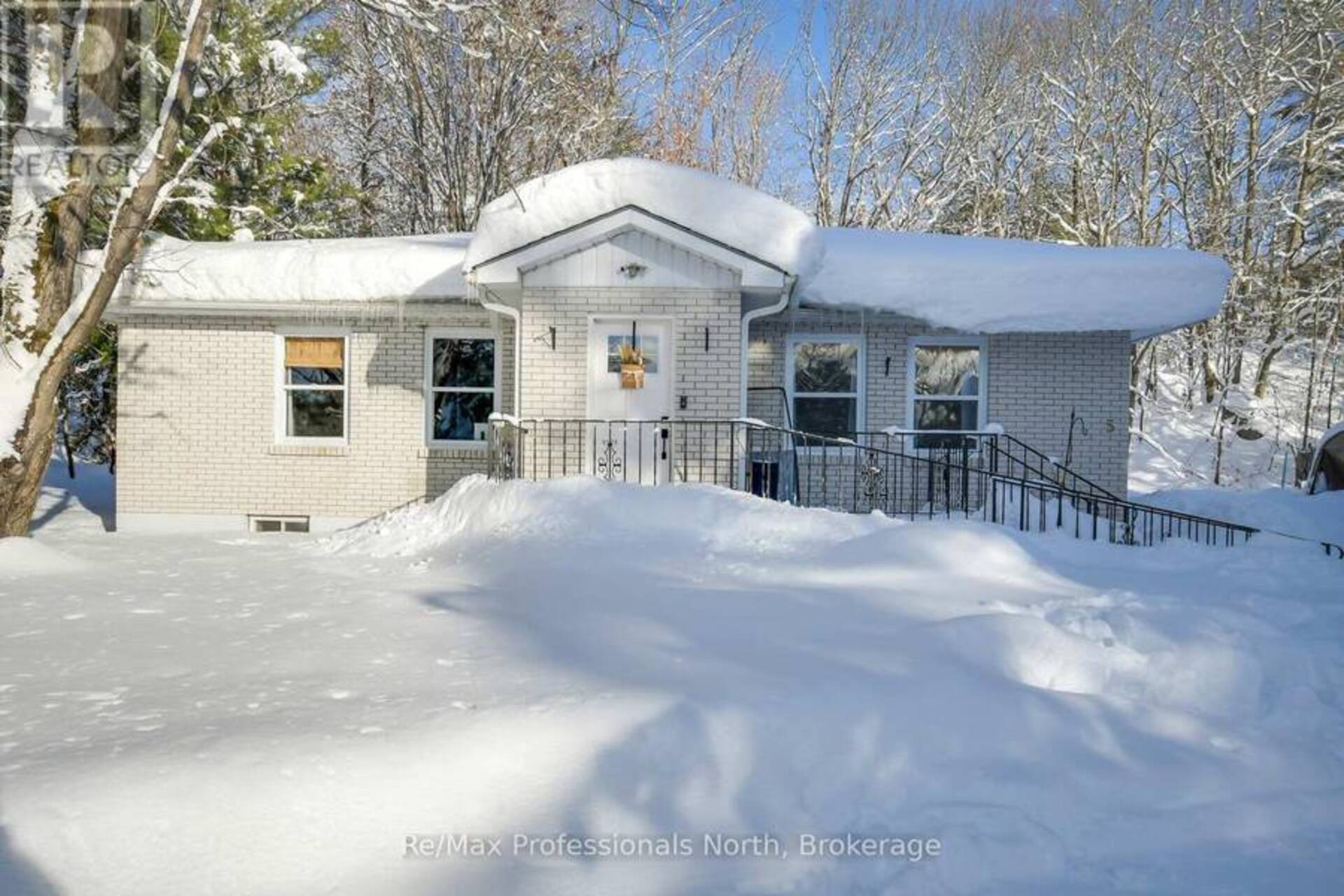 5 WILSHIER BOULEVARD Bracebridge