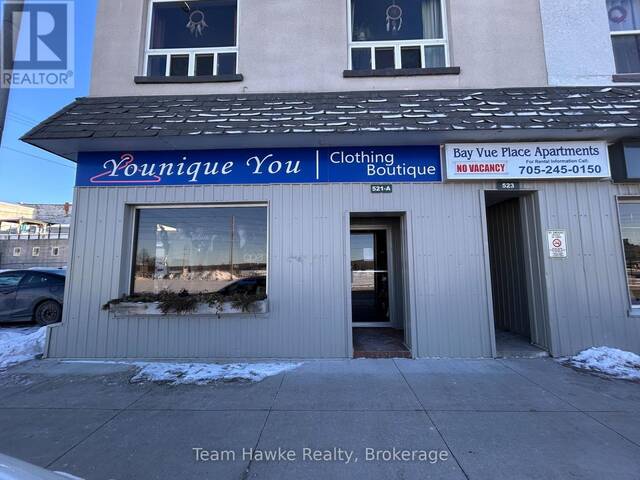 A - 521 BAY STREET Midland Ontario