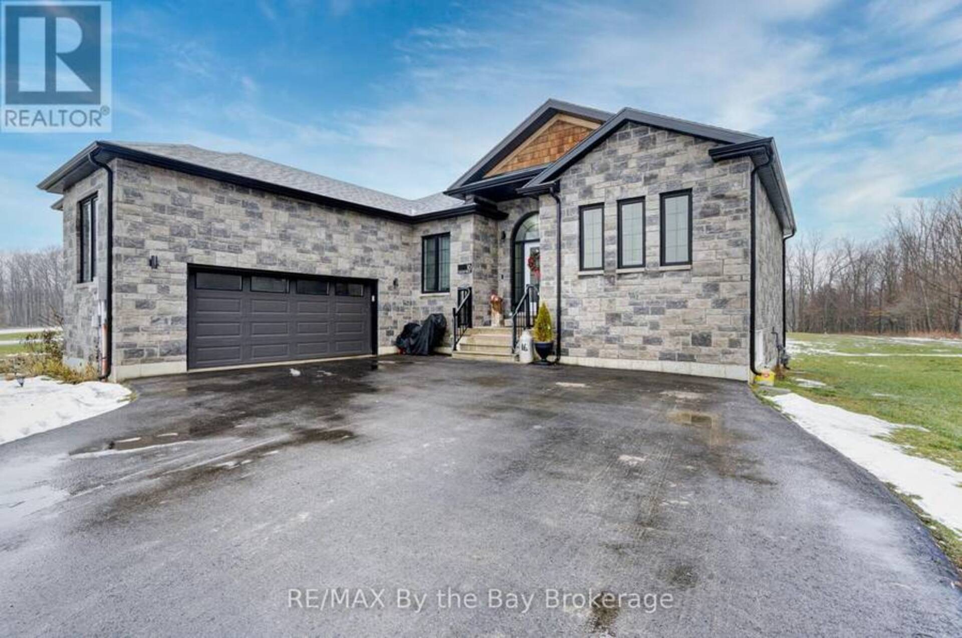 16 WALNUT DRIVE Wasaga Beach