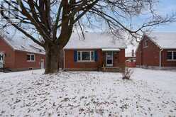 32 DIETZ AVENUE S Waterloo