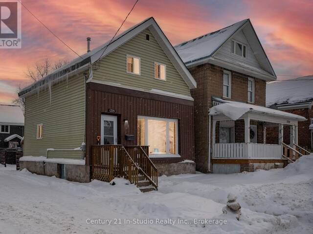 1235 2ND AVENUE E Owen Sound