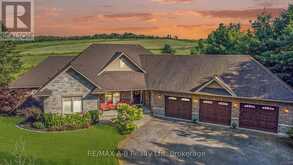 9471 SIDEROAD 17 ROAD N Erin