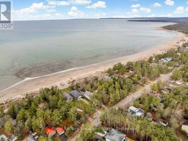 948 RIVER ROAD E Wasaga Beach