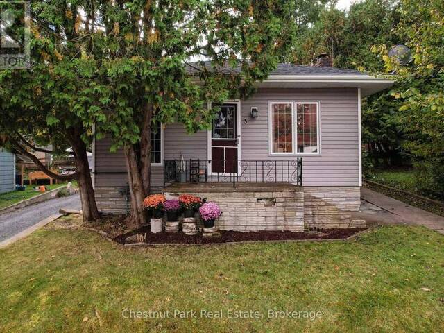 3 CORA STREET E Huntsville Ontario