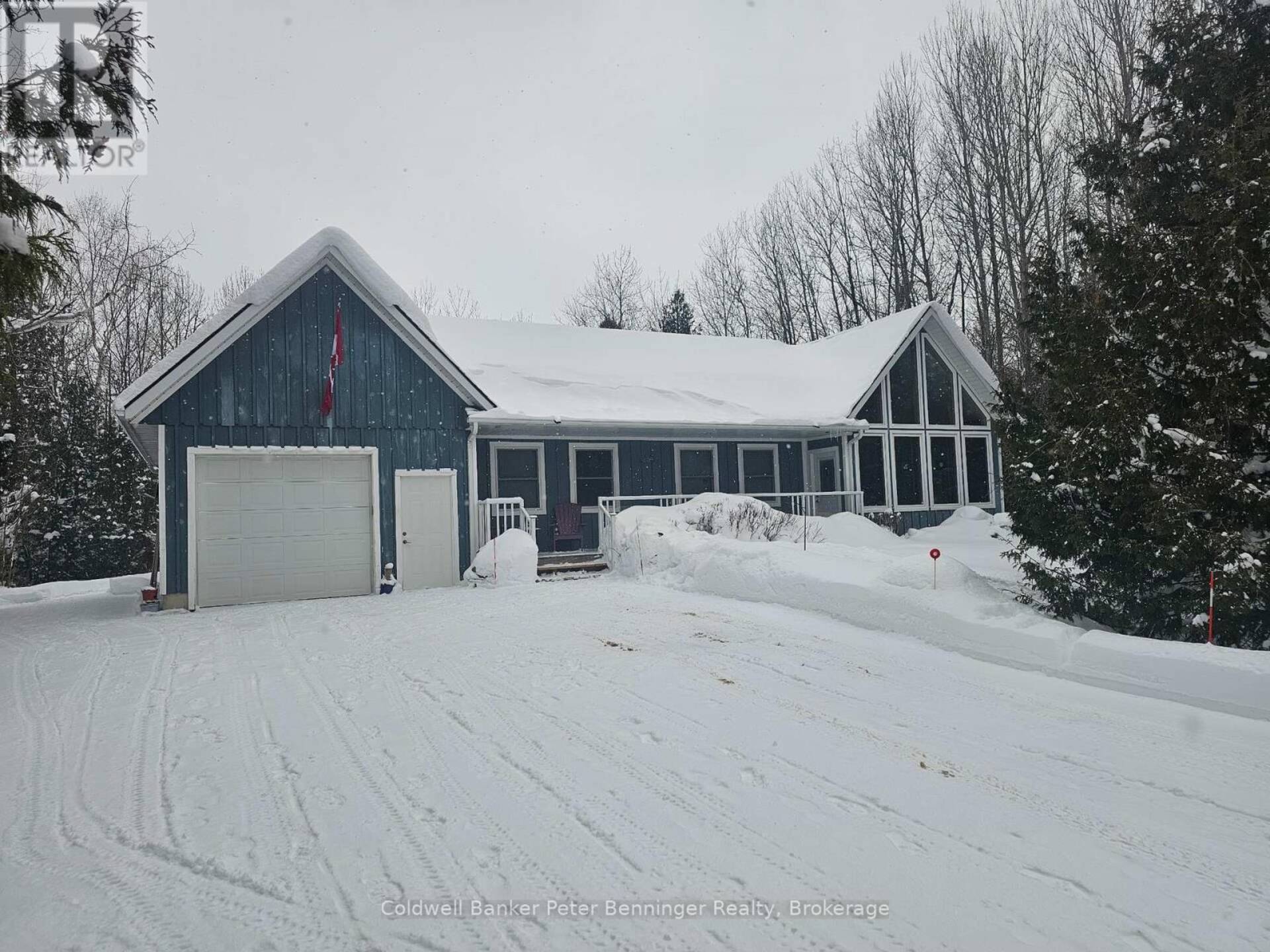 32 PINE FOREST DRIVE South Bruce Peninsula