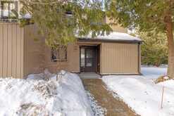 7 - 147 ESCARPMENT CRESCENT Collingwood