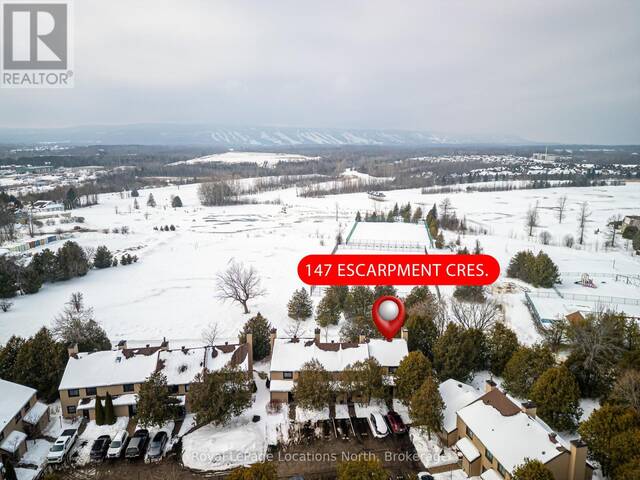 7 - 147 ESCARPMENT CRESCENT Collingwood Ontario