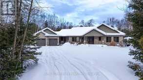 40 PINE FOREST DRIVE South Bruce Peninsula