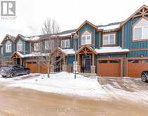 11 WILDROSE TRAIL Collingwood