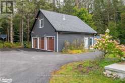 379 SANTAS VILLAGE ROAD W Bracebridge 