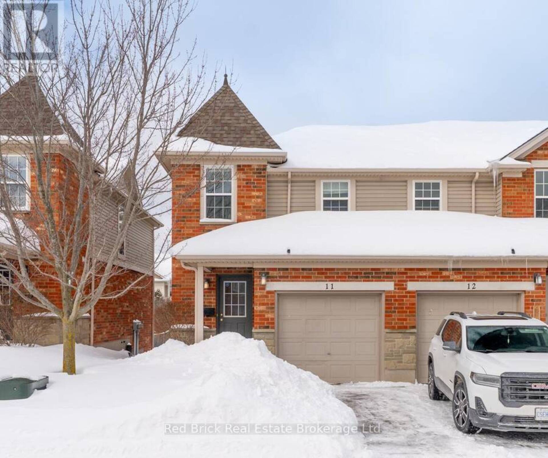 11 - 124 GOSLING GARDENS Guelph