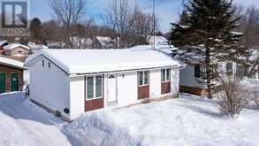 37 MARION AVENUE Parry Sound