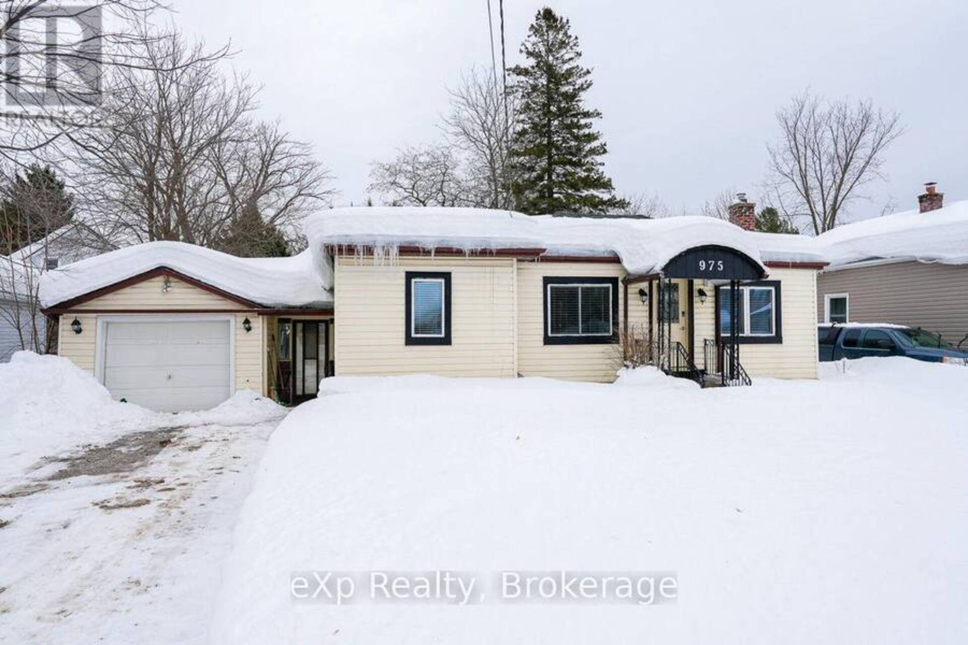 975 5TH A AVENUE W Owen Sound