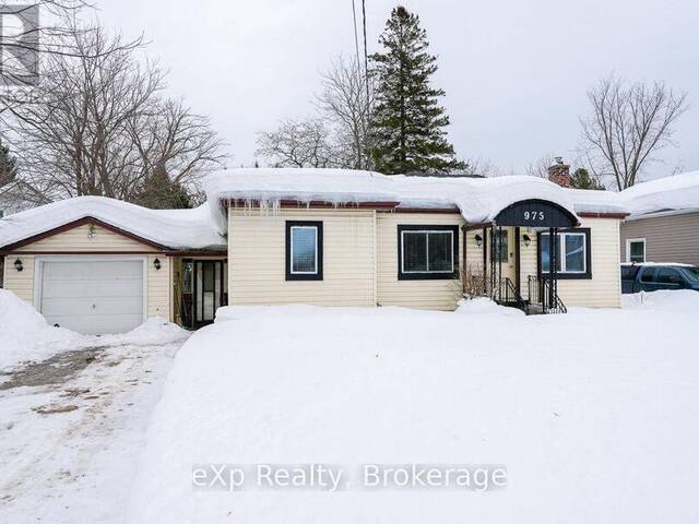 975 5TH A AVENUE W Owen Sound