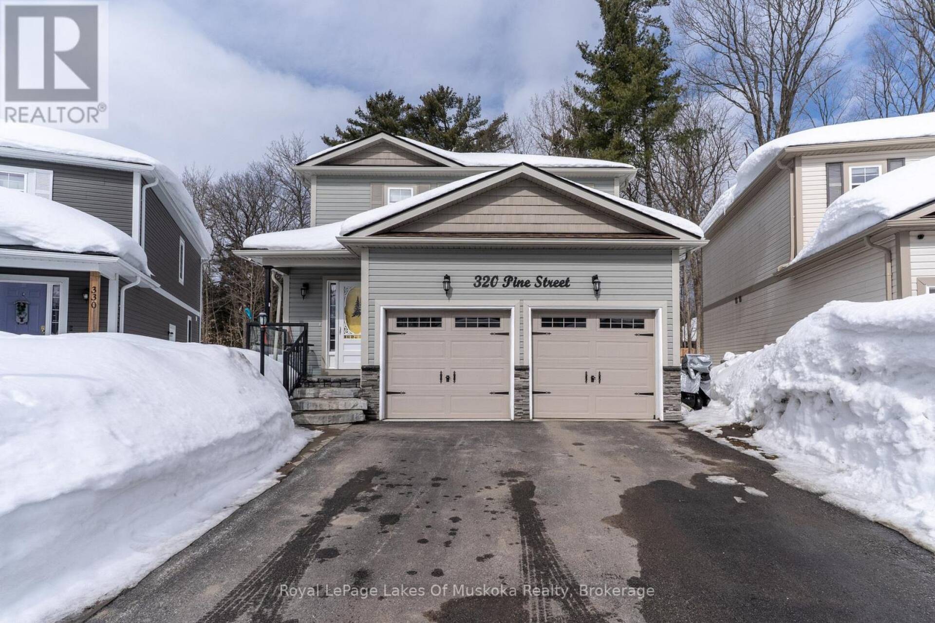 320 PINE STREET E Gravenhurst 