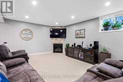 135 CONFEDERATION DRIVE Chatsworth