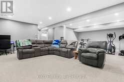 135 CONFEDERATION DRIVE Chatsworth