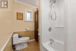 8 MEADOW STREET Parry Sound