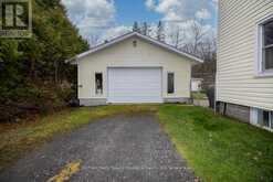 8 MEADOW STREET Parry Sound