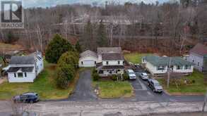 8 MEADOW STREET Parry Sound