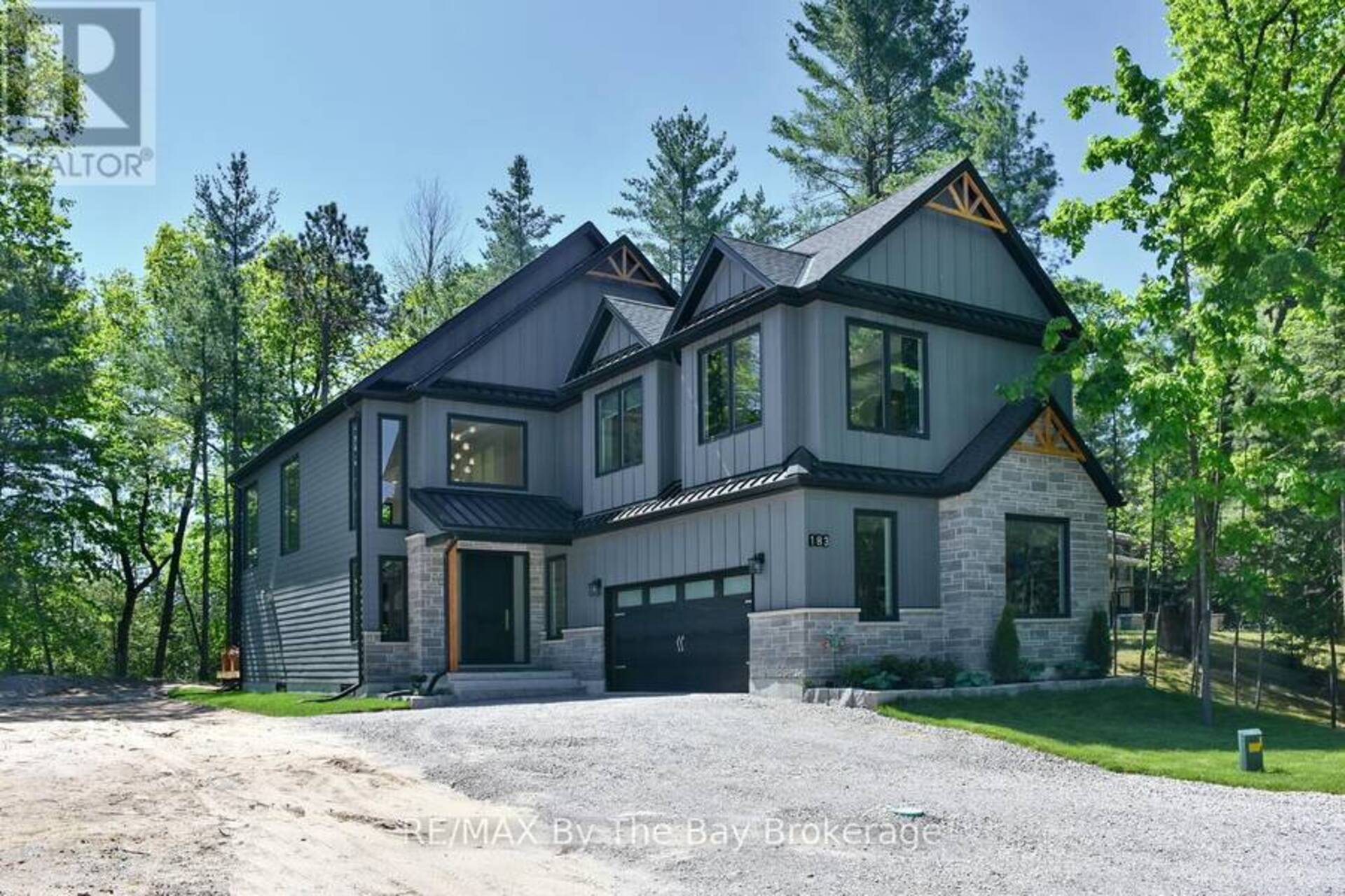 183 WOODLAND DRIVE Wasaga Beach