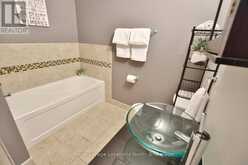 818 - 32 DAWSON DRIVE Collingwood