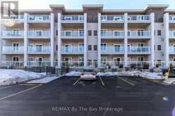 205 - 17 SPOONER CRESCENT Collingwood