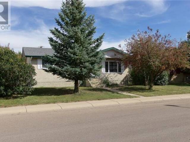 733 Main Street Redcliff