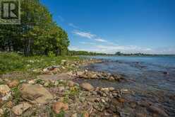 25 Lighthouse Point DR Thessalon