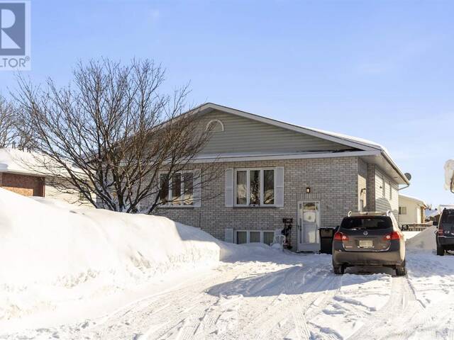 22-24 Central Creek DR Sault Ste. Marie Ontario