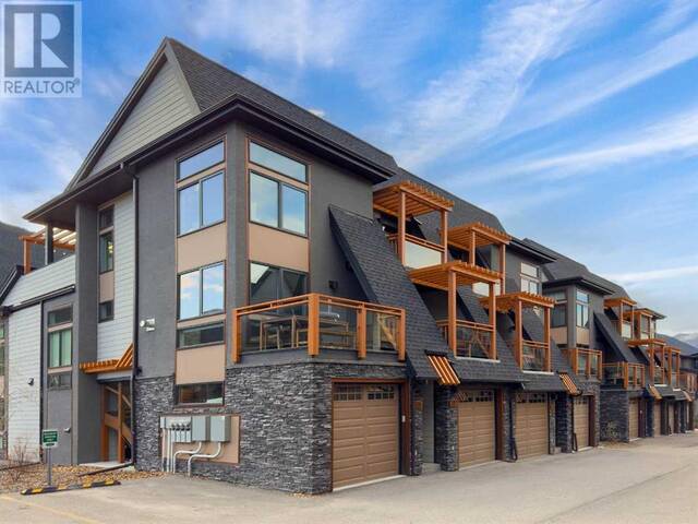 701, 102 Stewart Creek Rise Canmore