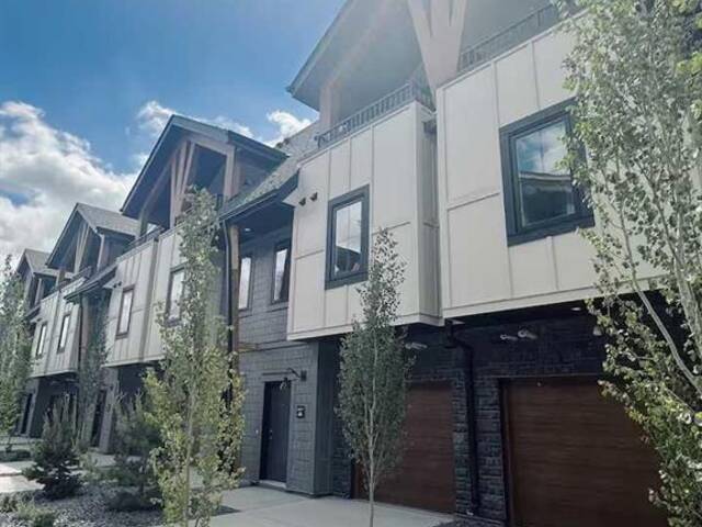 8, 1717 Mountain Avenue Canmore