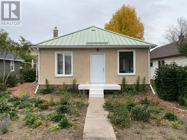 382 4 Street E Drumheller